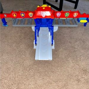 Paw Patrol Big Truck Pups Truck Stop Transforming Playset
